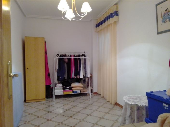 Image No.20-4 Bed Townhouse for sale