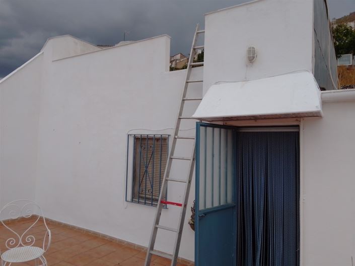 Image No.27-4 Bed Townhouse for sale