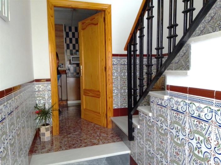 Image No.4-4 Bed Townhouse for sale