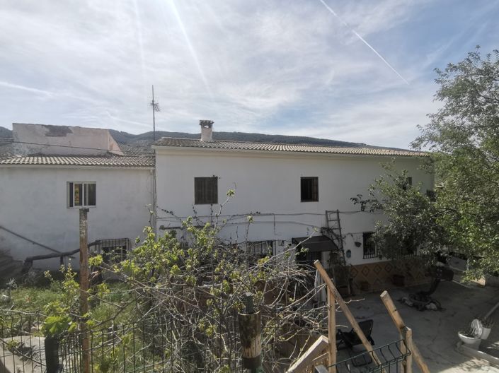 Image No.2-Maison de campagne de 4 chambres à vendre à Sabariego