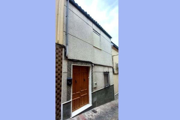 Image No.3-3 Bed Townhouse for sale