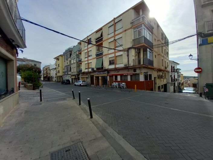 Image No.32-3 Bed Townhouse for sale