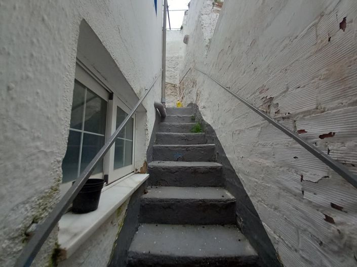 Image No.16-3 Bed Townhouse for sale