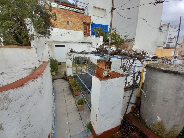 Image No.23-3 Bed Townhouse for sale