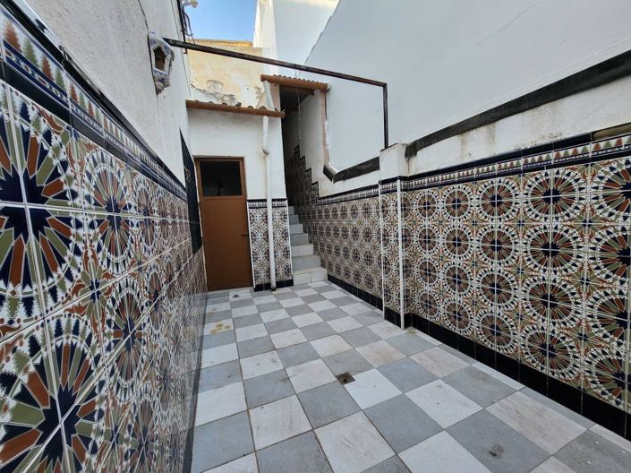 Image No.5-Maison de ville de 4 chambres à vendre à Rute