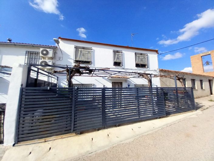 Image No.3-Maison de campagne de 4 chambres à vendre à Monte Lope-Alvarez