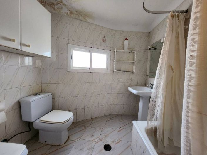 Image No.13-Maison de ville de 6 chambres à vendre à Iznájar