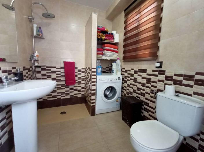 Image No.14-Maison de ville de 5 chambres à vendre à Rute