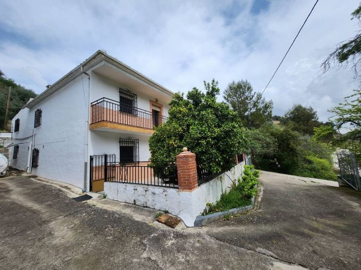 Image No.14-Maison de campagne de 4 chambres à vendre à Iznájar