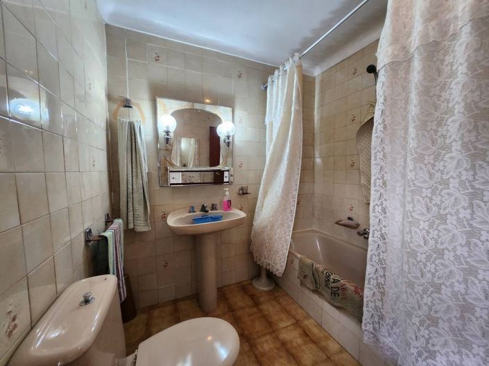 Image No.19-Maison de campagne de 4 chambres à vendre à Iznájar