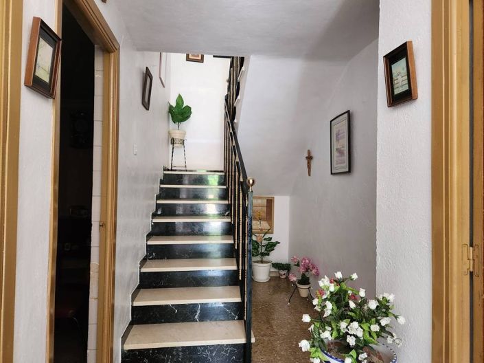 Image No.20-Maison de campagne de 4 chambres à vendre à Iznájar