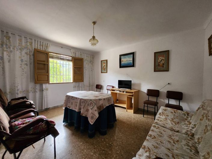 Image No.5-Maison de campagne de 4 chambres à vendre à Iznájar