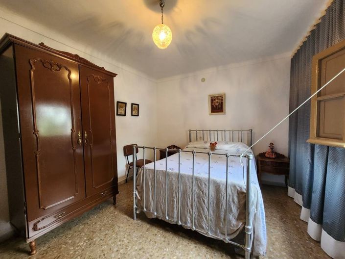 Image No.6-Maison de campagne de 4 chambres à vendre à Iznájar