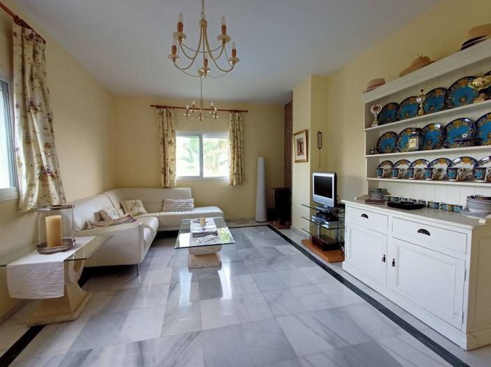 Image No.10-5 Bed Villa for sale