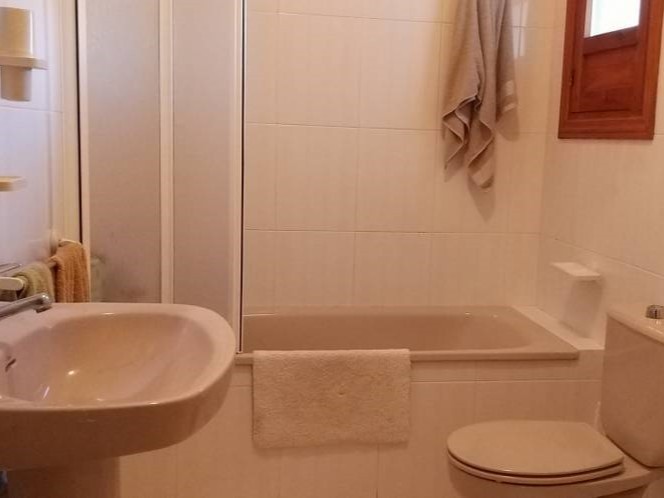 Image No.14-5 Bed Chalet for sale