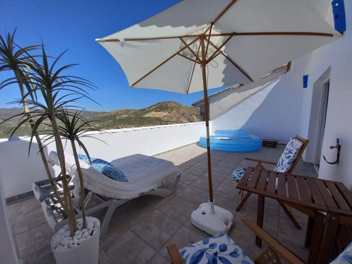 Image No.27-3 Bed Townhouse for sale