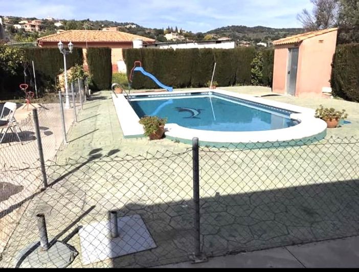 Image No.2-Villa de 6 chambres à vendre à Almodóvar del Río