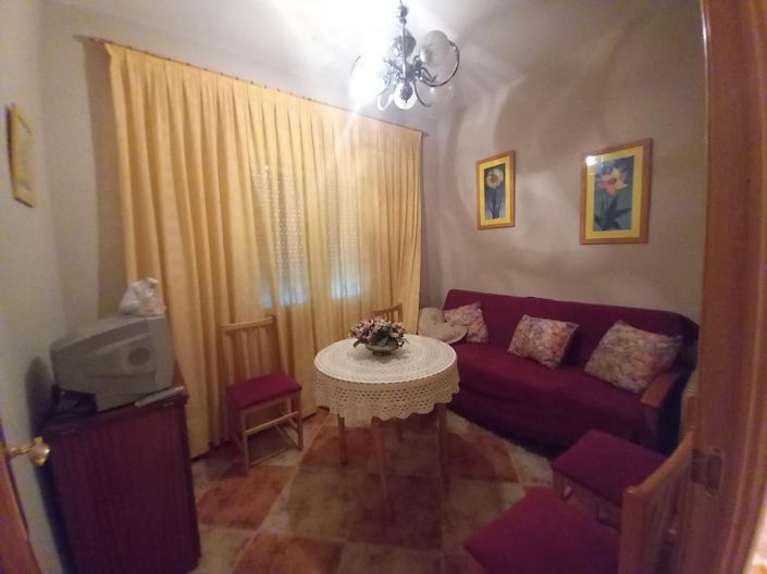 Image No.19-3 Bed Flat for sale