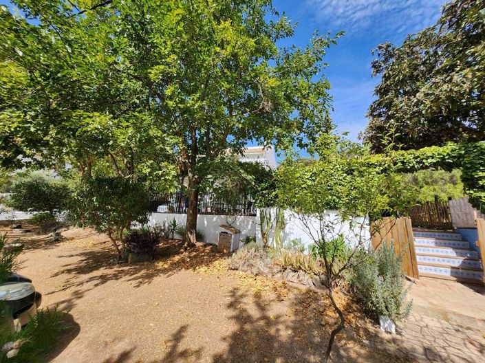 Image No.17-Maison de campagne de 6 chambres à vendre à Iznájar