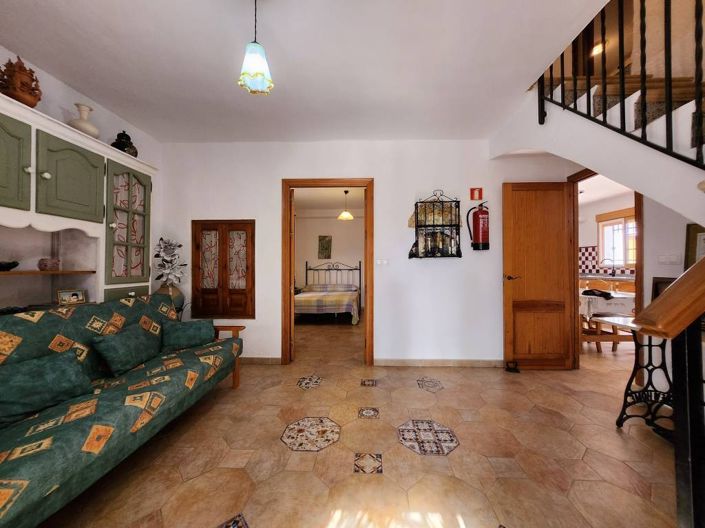 Image No.6-Maison de campagne de 6 chambres à vendre à Iznájar