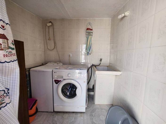 Image No.19-3 Bed Apartment for sale