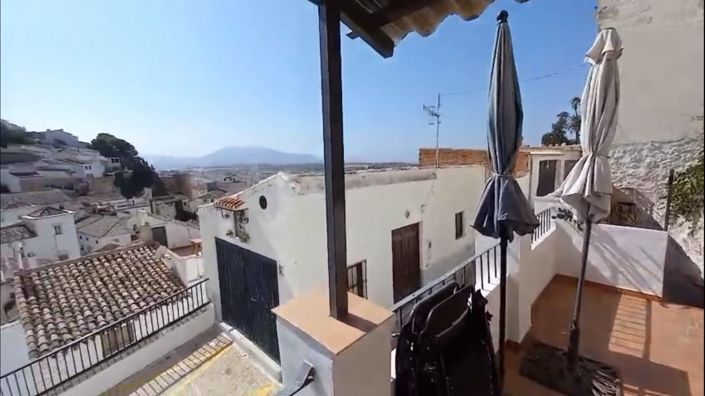 Image No.29-2 Bed Townhouse for sale