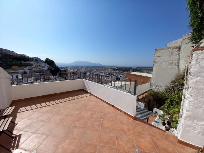 Image No.34-2 Bed Townhouse for sale