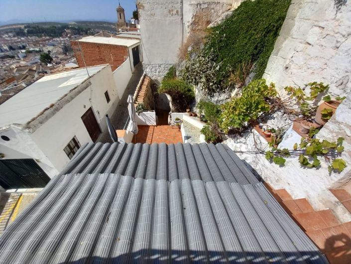 Image No.37-2 Bed Townhouse for sale