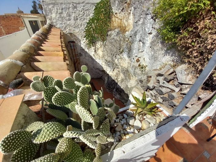 Image No.42-2 Bed Townhouse for sale