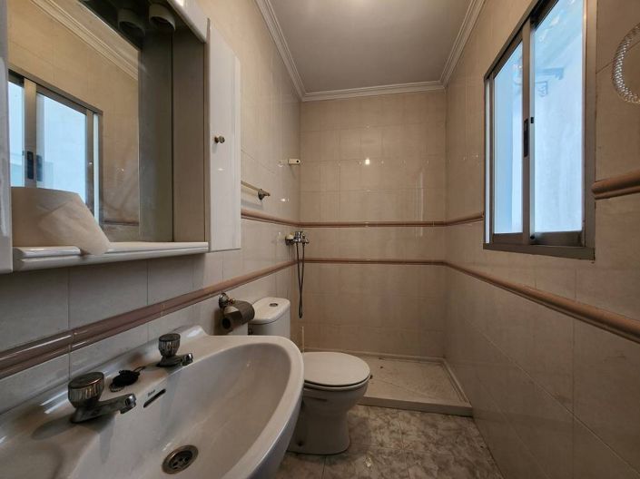 Image No.15-Maison de ville de 4 chambres à vendre à Luque