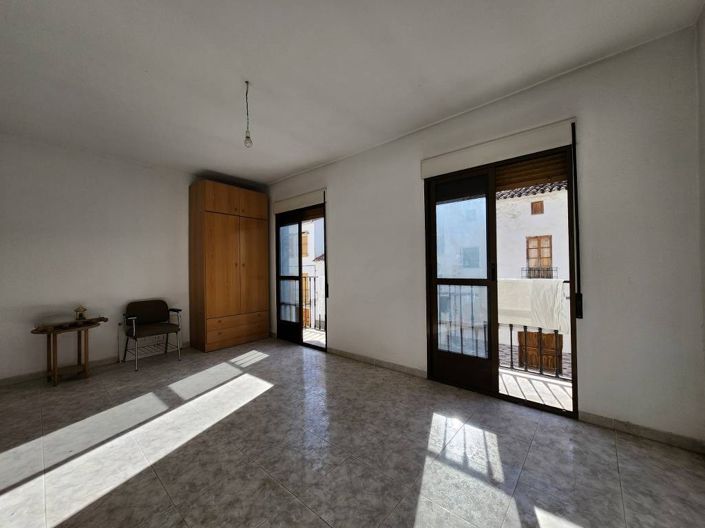 Image No.8-Maison de ville de 4 chambres à vendre à Luque