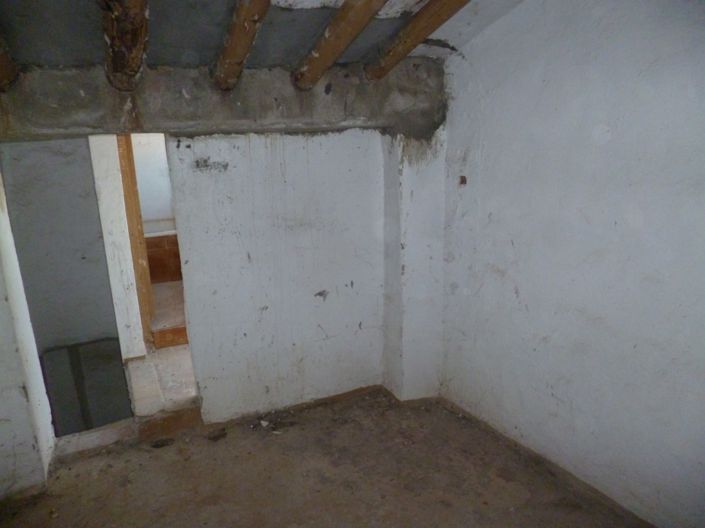 Image No.8-2 Bed Townhouse for sale