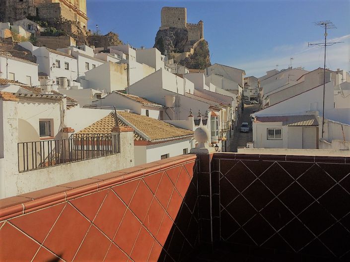 Image No.11-2 Bed Townhouse for sale