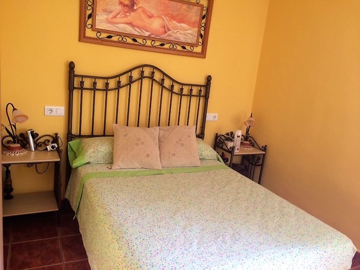 Image No.4-2 Bed Townhouse for sale