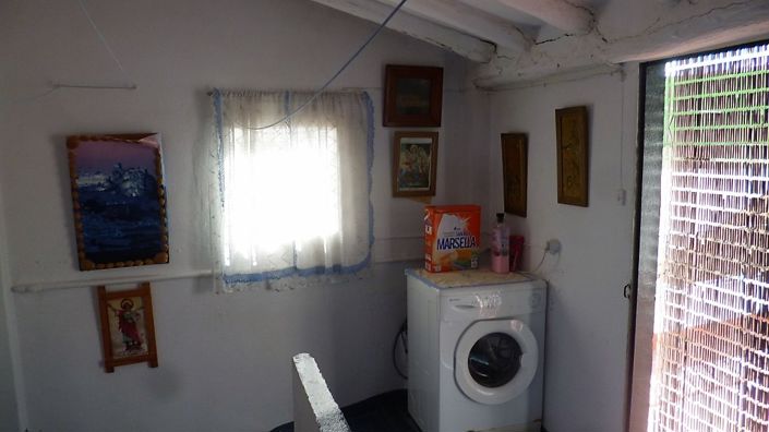 Image No.4-5 Bed Townhouse for sale