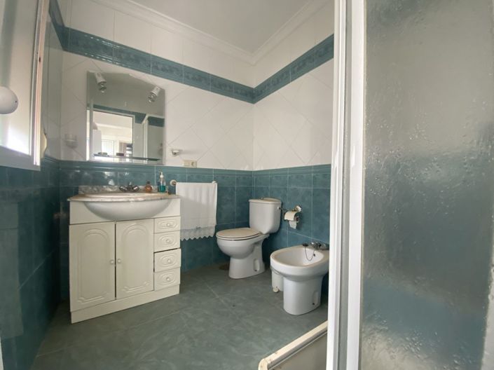 Image No.12-3 Bed Townhouse for sale