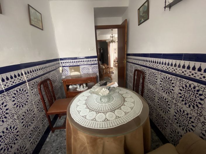 Image No.7-3 Bed Townhouse for sale