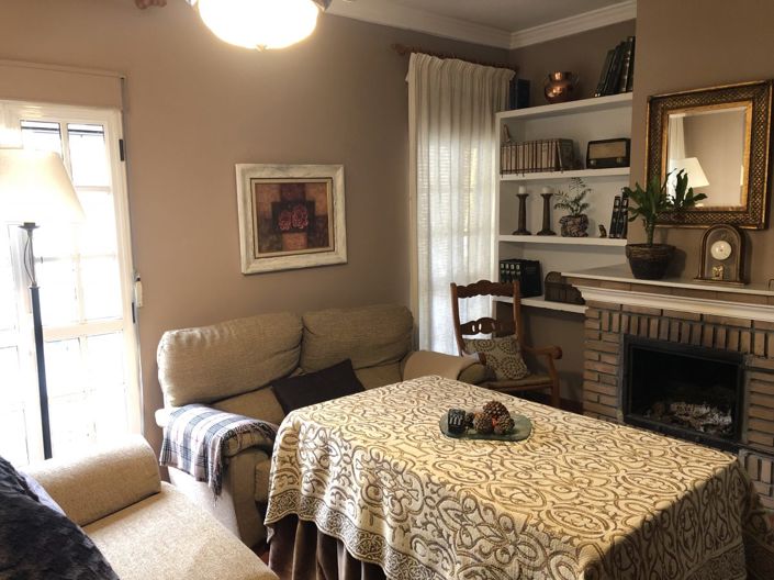 Image No.23-6 Bed Townhouse for sale