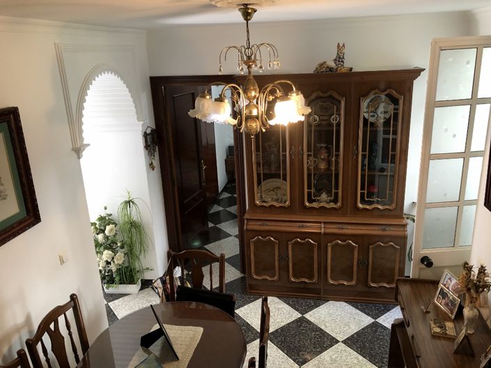 Image No.9-4 Bed Townhouse for sale