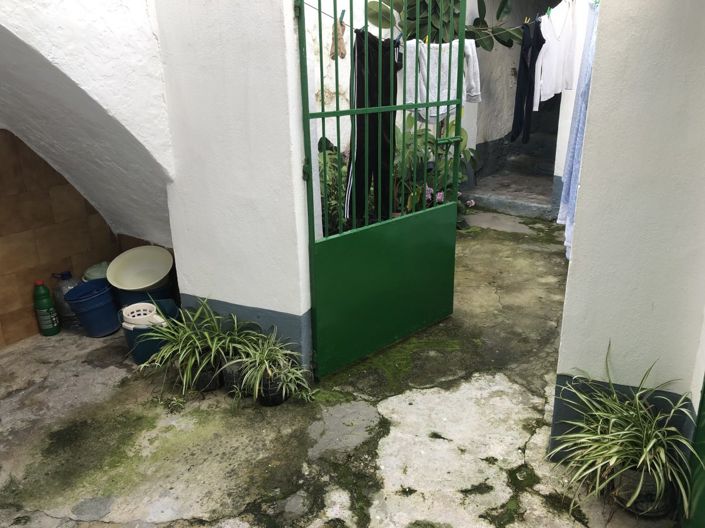 Image No.15-4 Bed Townhouse for sale