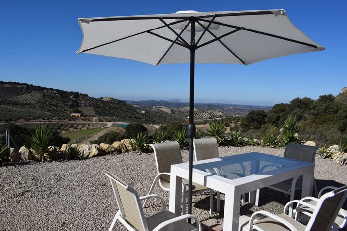 Image No.11-10 Bed Country House for sale