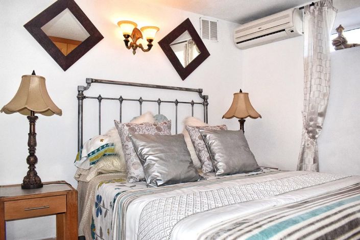 Image No.45-10 Bed Country House for sale