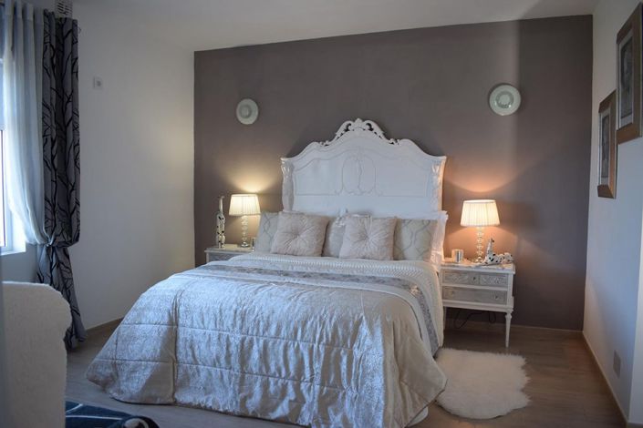 Image No.8-10 Bed Country House for sale