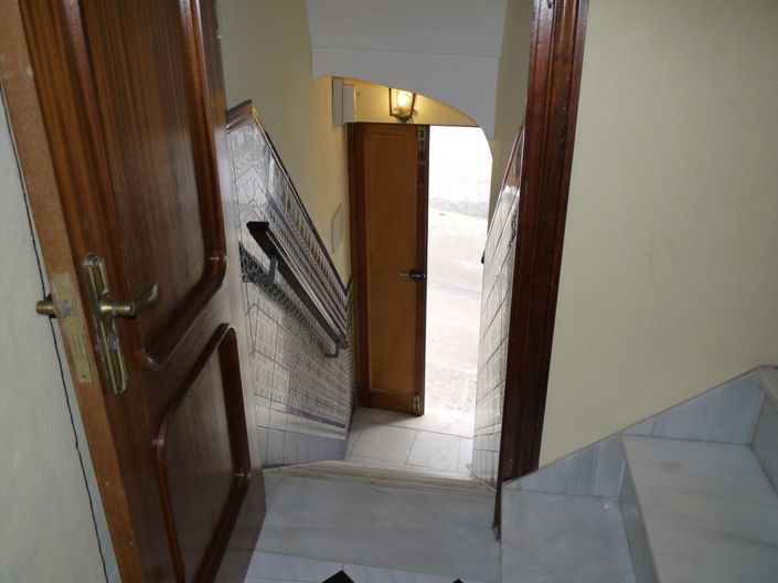 Image No.34-2 Bed Townhouse for sale