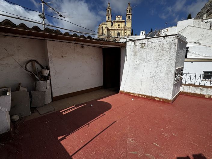 Image No.20-2 Bed Townhouse for sale