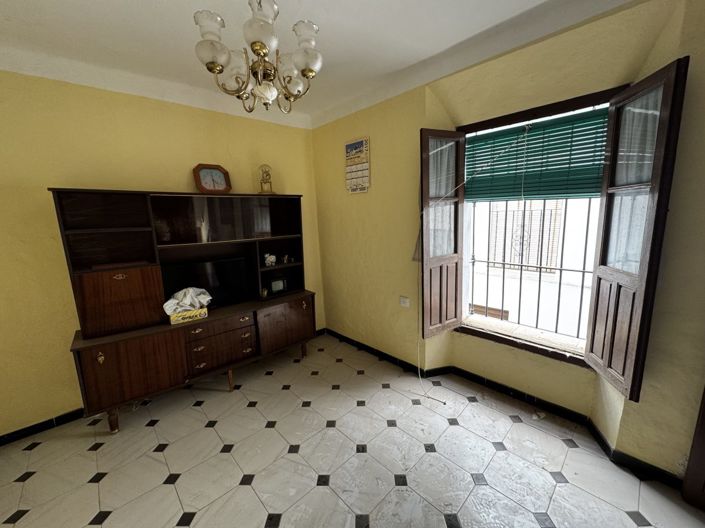 Image No.7-2 Bed Townhouse for sale