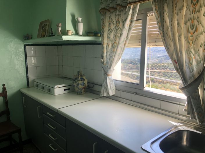 Image No.15-4 Bed Property for sale