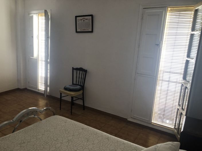 Image No.7-4 Bed Property for sale