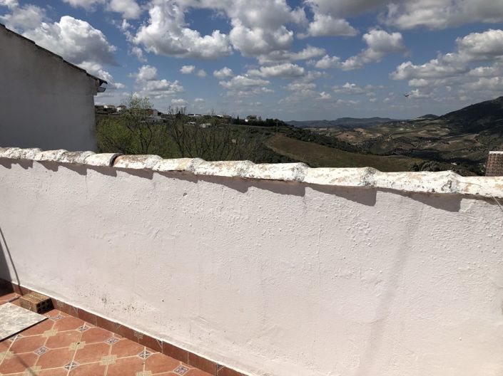 Image No.20-4 Bed Townhouse for sale