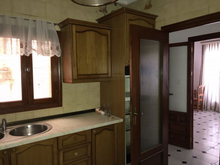 Image No.20-3 Bed Townhouse for sale